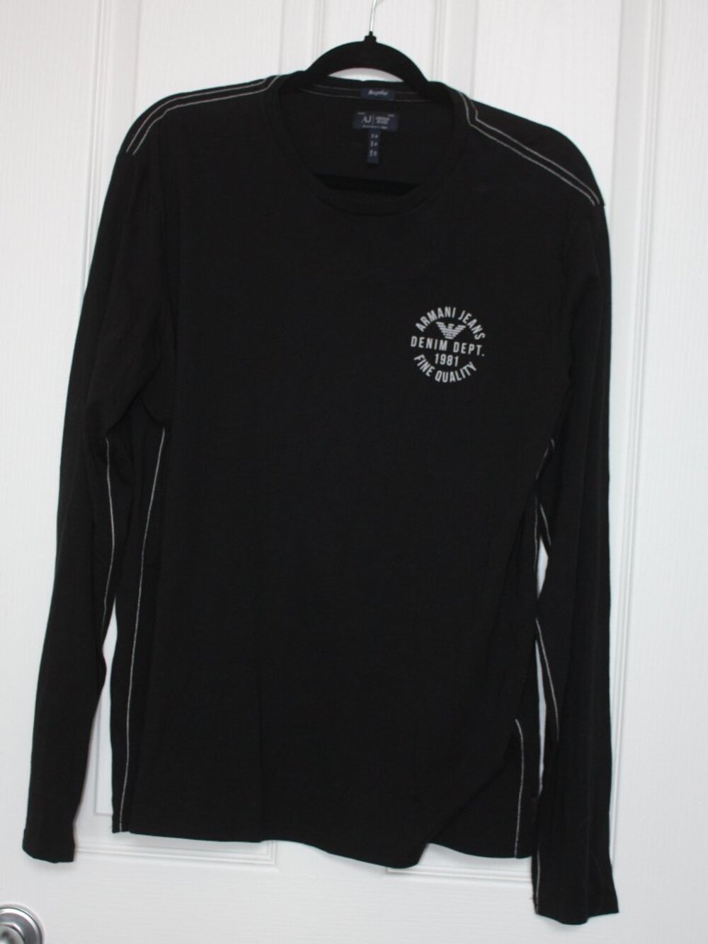 Armani Jeans Long Sleeve Tee – Black Logo Graphic – Fits Men’s Medium (Tag XL)